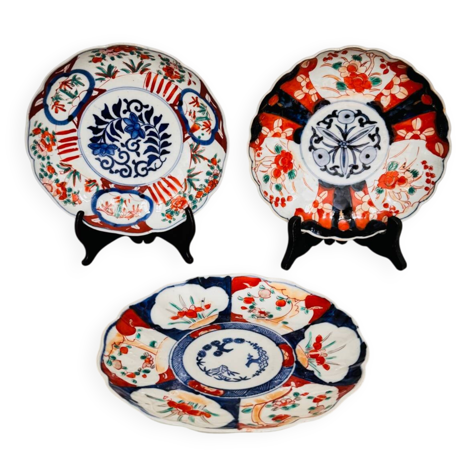 3 Imari porcelain plates from Japan, 19th century