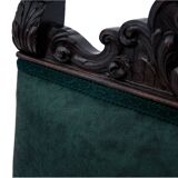 Une paire de chaises anciennes sur pattes de lion, Europe occidentale, vers 1920.