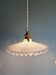 Suspension en opaline années 1930