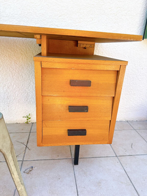 Bureau Pierre Paulin CM172