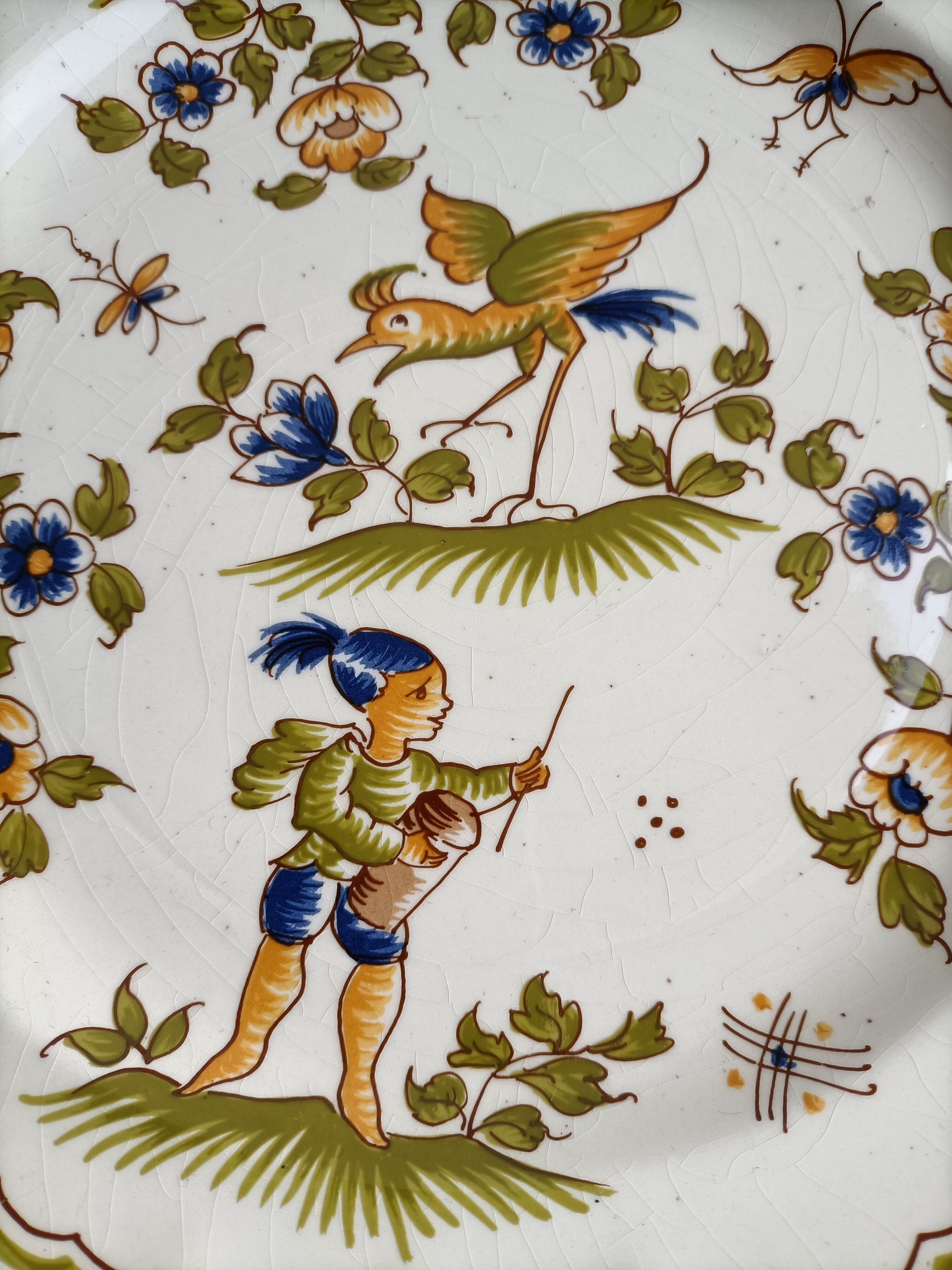 Old plate reproduction Old Moustiers 70s decorations Moustiers