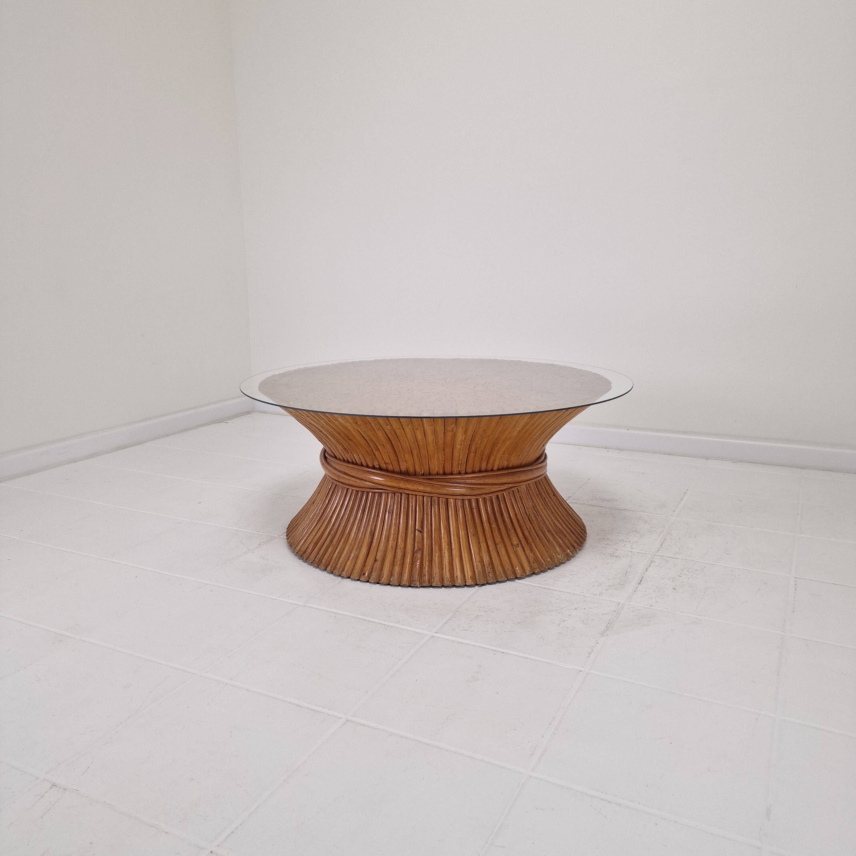 Table basse en bambou en forme de gerbe de blé par McGuire, États-Unis, vers 1970