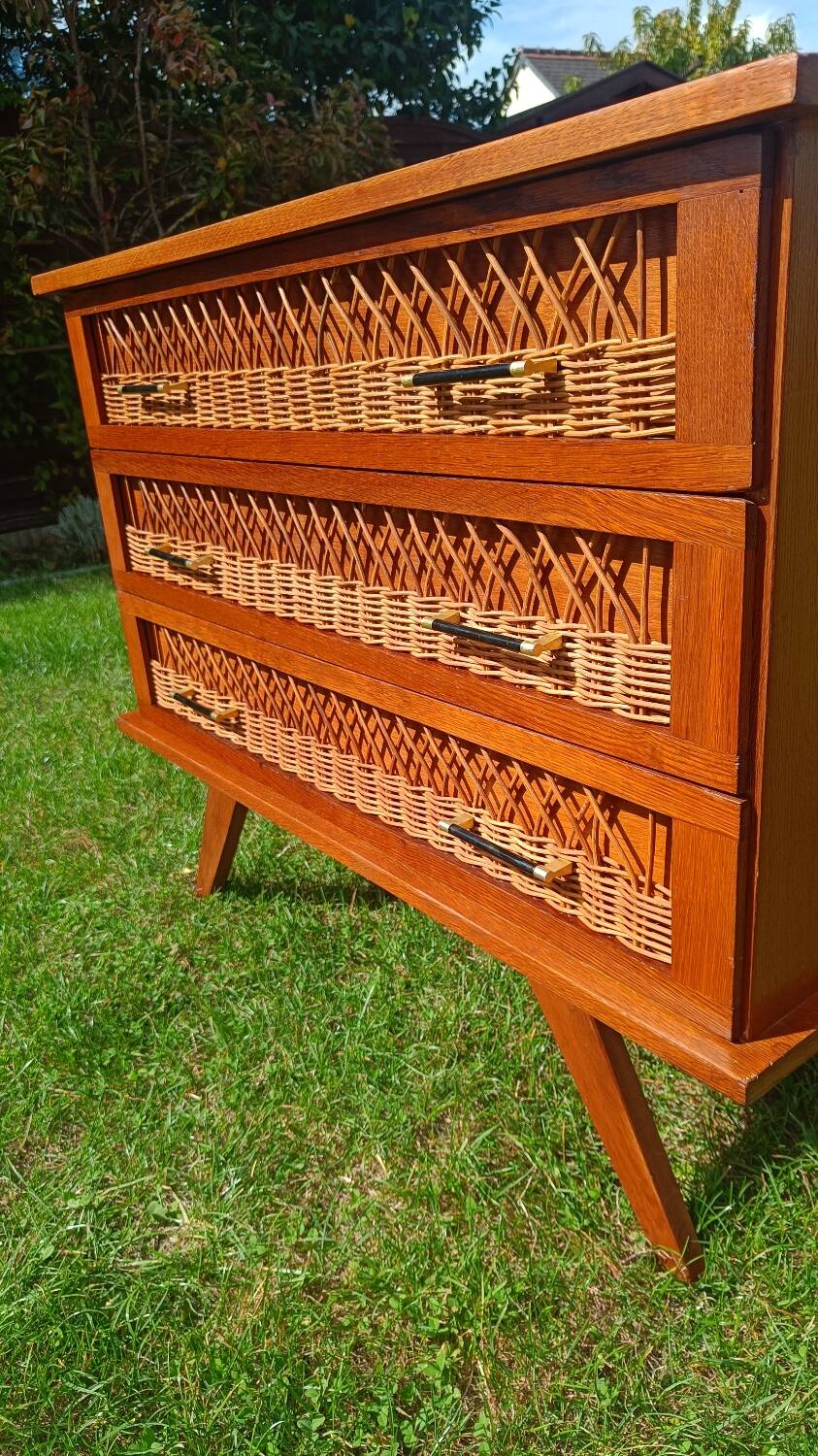 Rattan and wood splayed-leg chest of drawers