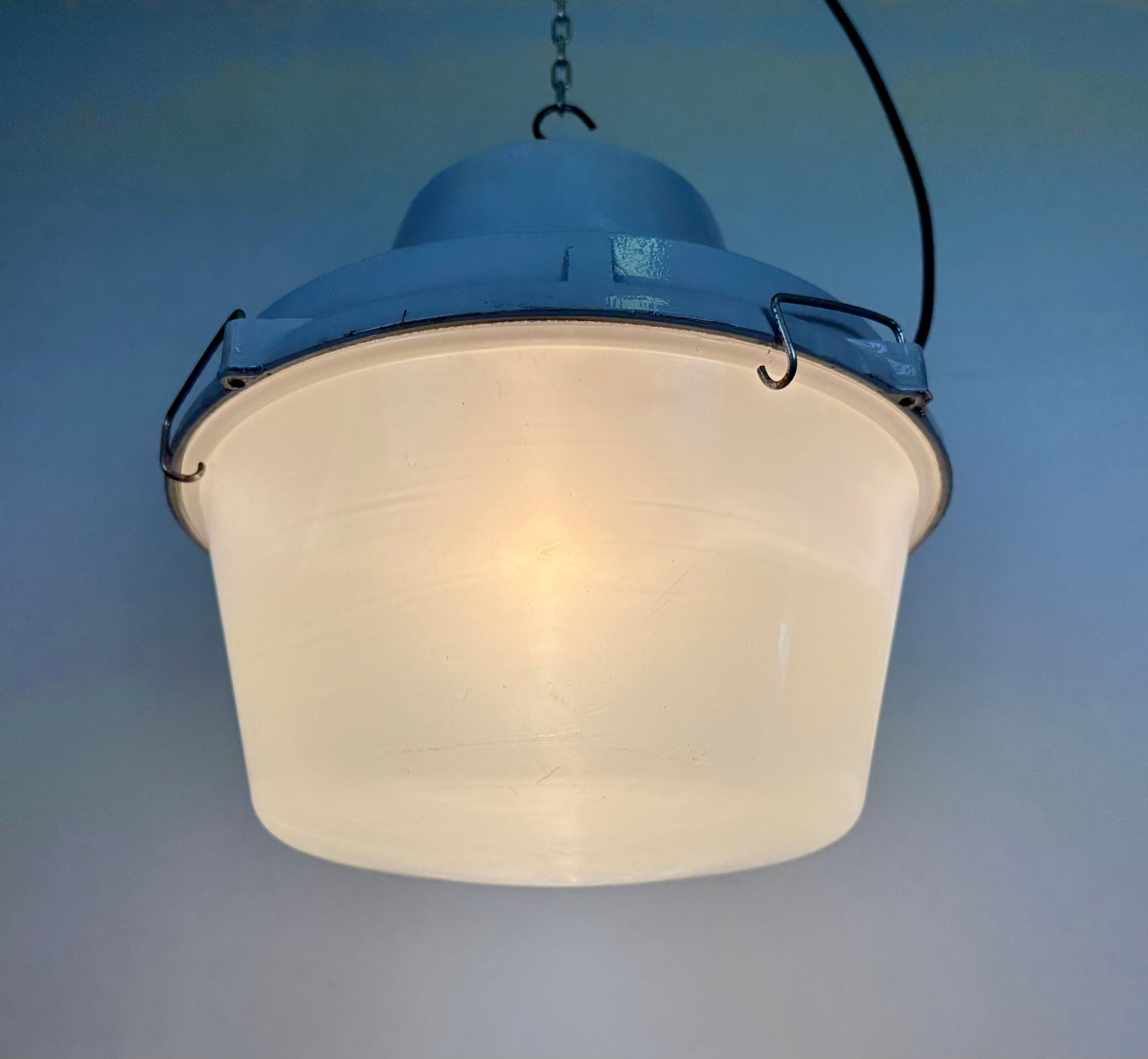 Grey Industrial Cast Aluminium Pendant Lamp, 1980s