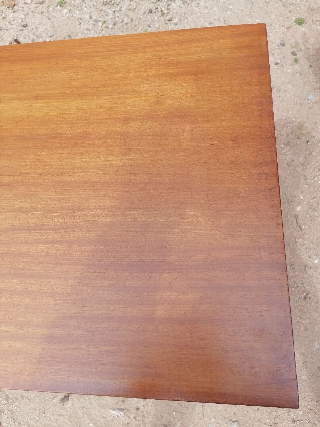 Scandinavian oak row