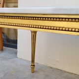 Table basse style Louis XVI en marbre et bois doré