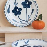 Set of 4 hand-painted ceramic dessert plates