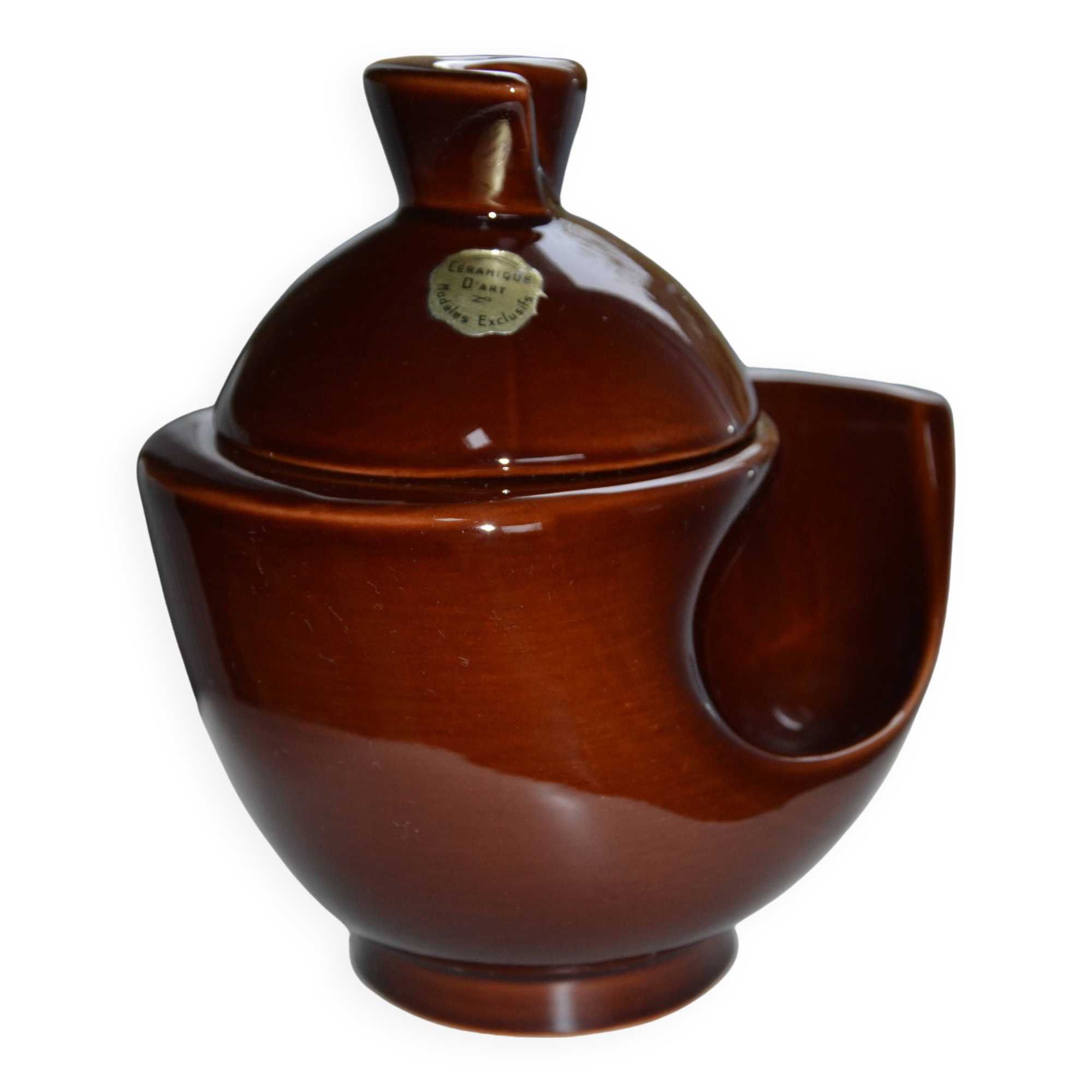 Brown ceramic pot