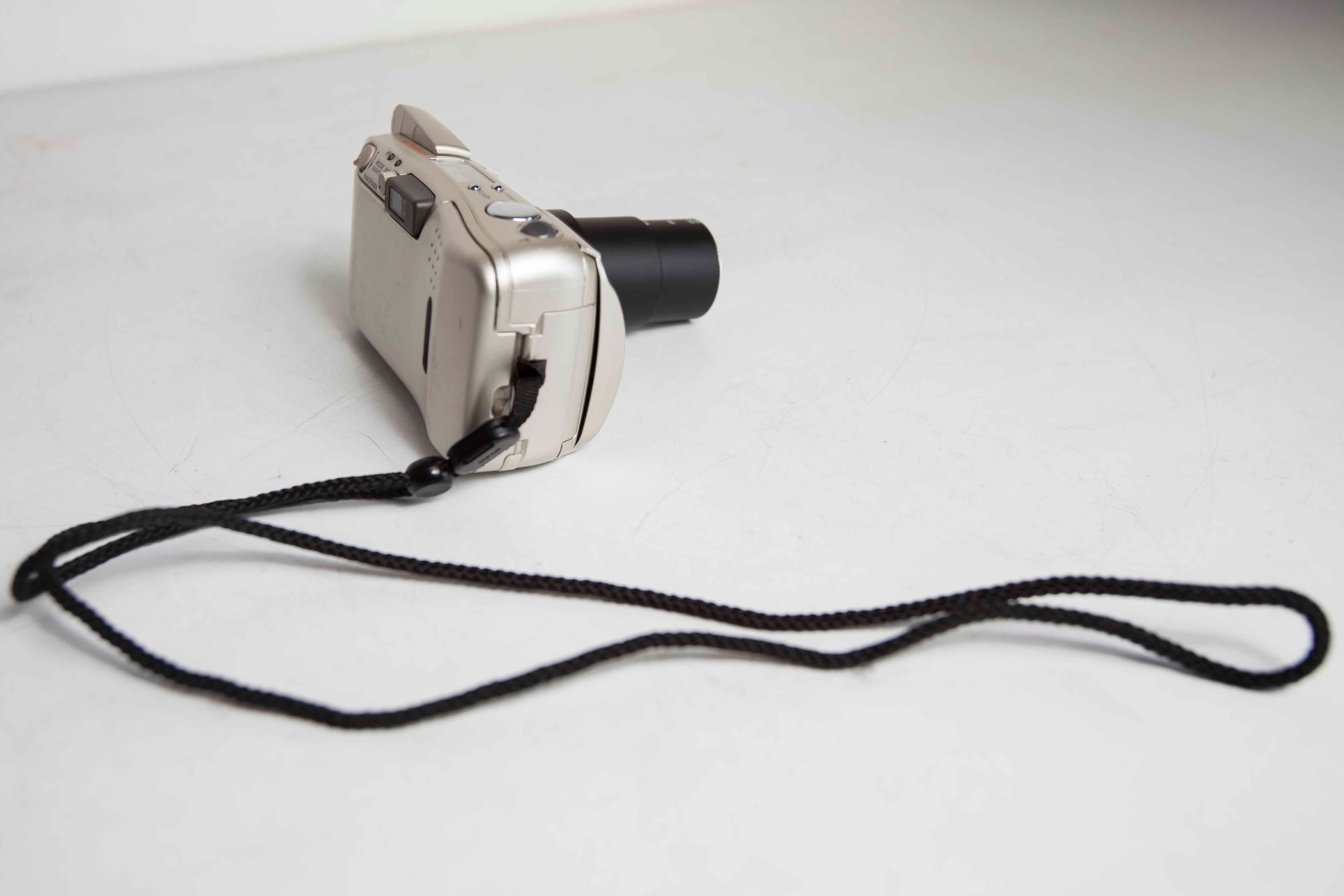 Olympus Stylus zoom 105 DLX film camera tested and new battery