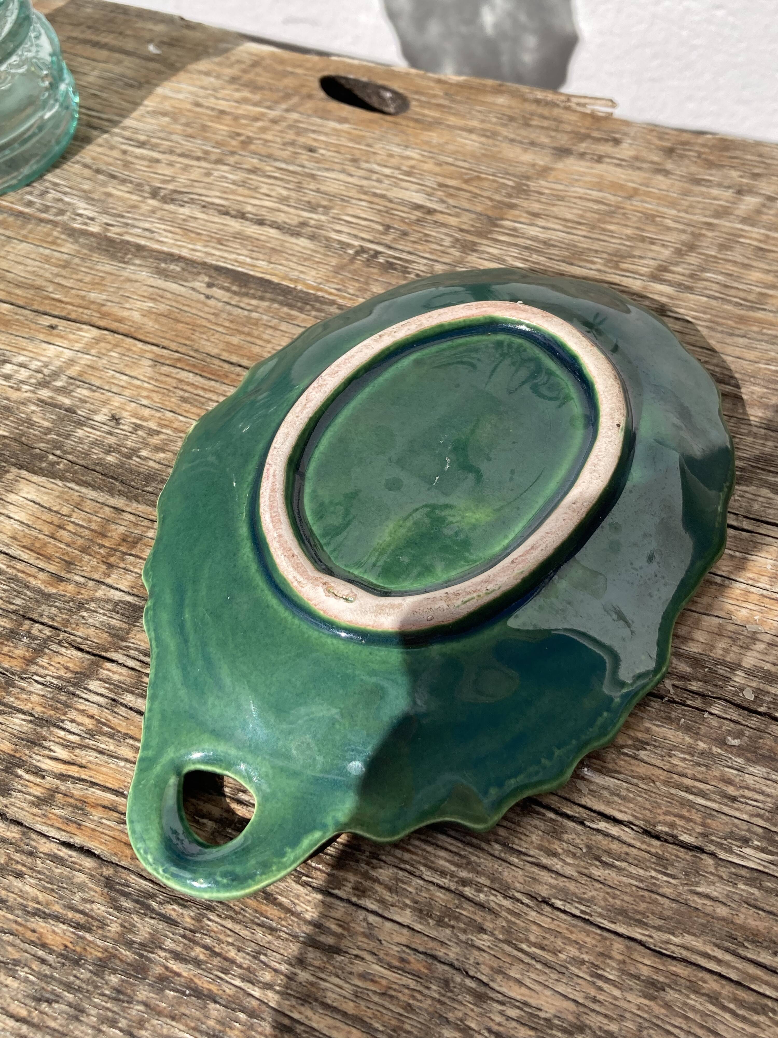 Holly slip cup - vintage ceramic