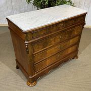 Commode Napoléon III en noyer, sapin et marbre blanc du 19ème siècle