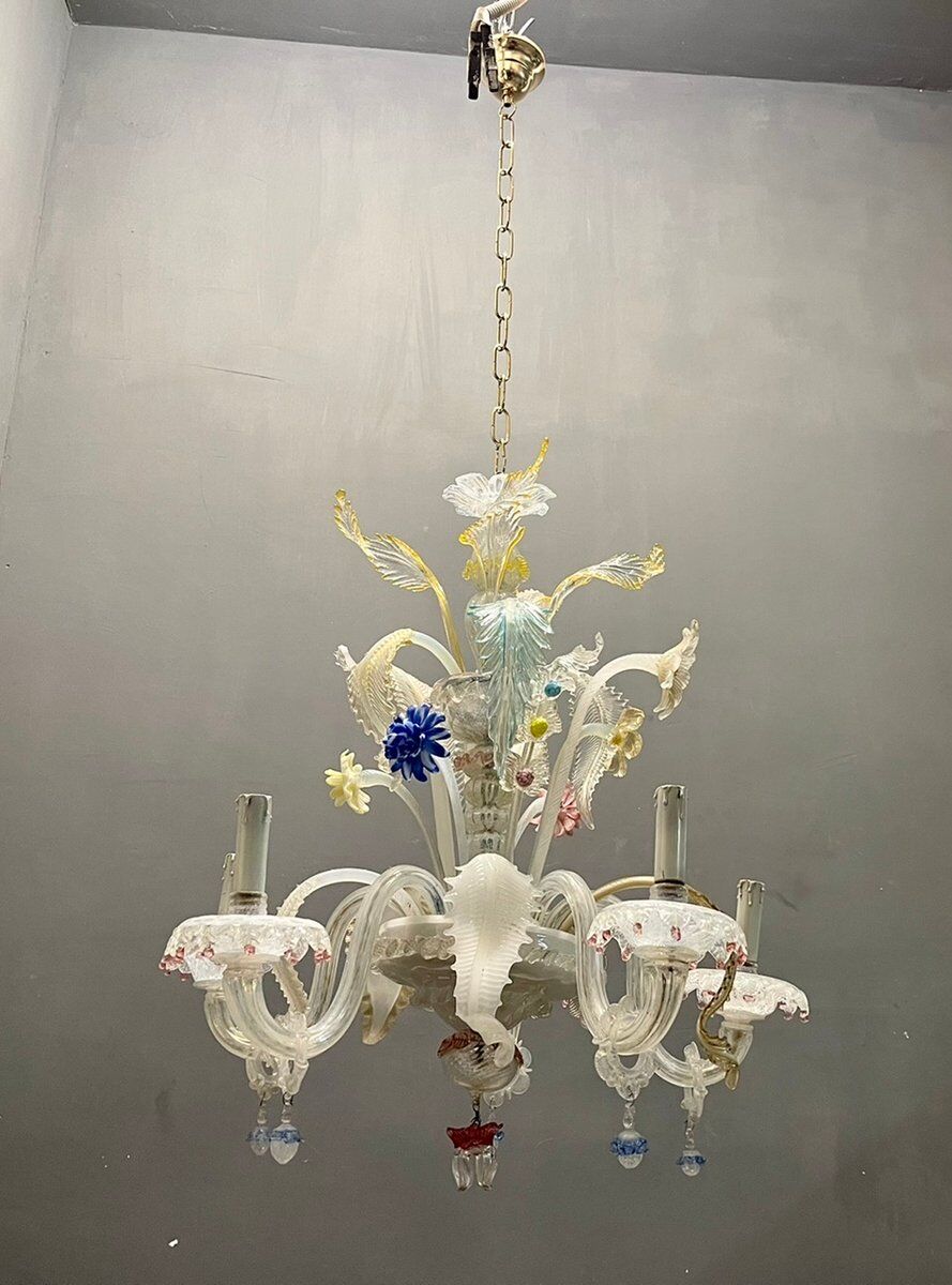 Italian harlequin chandelier in Venetian murano glass
