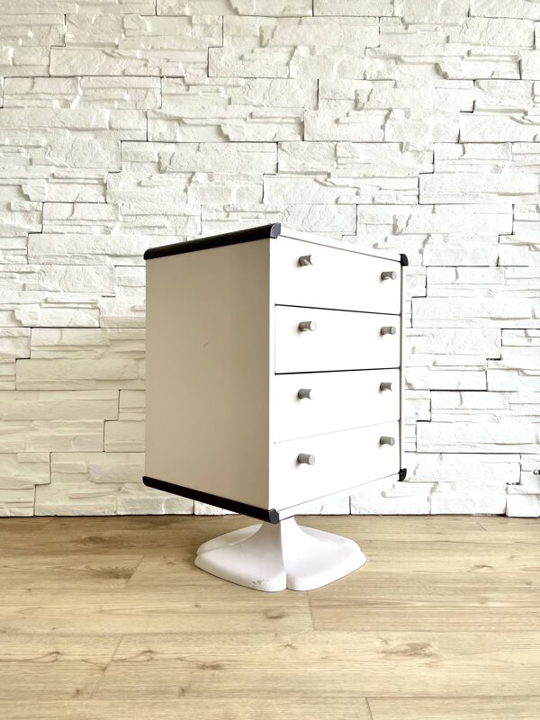 Commode en résine blanche, pied tulipe, Gautier