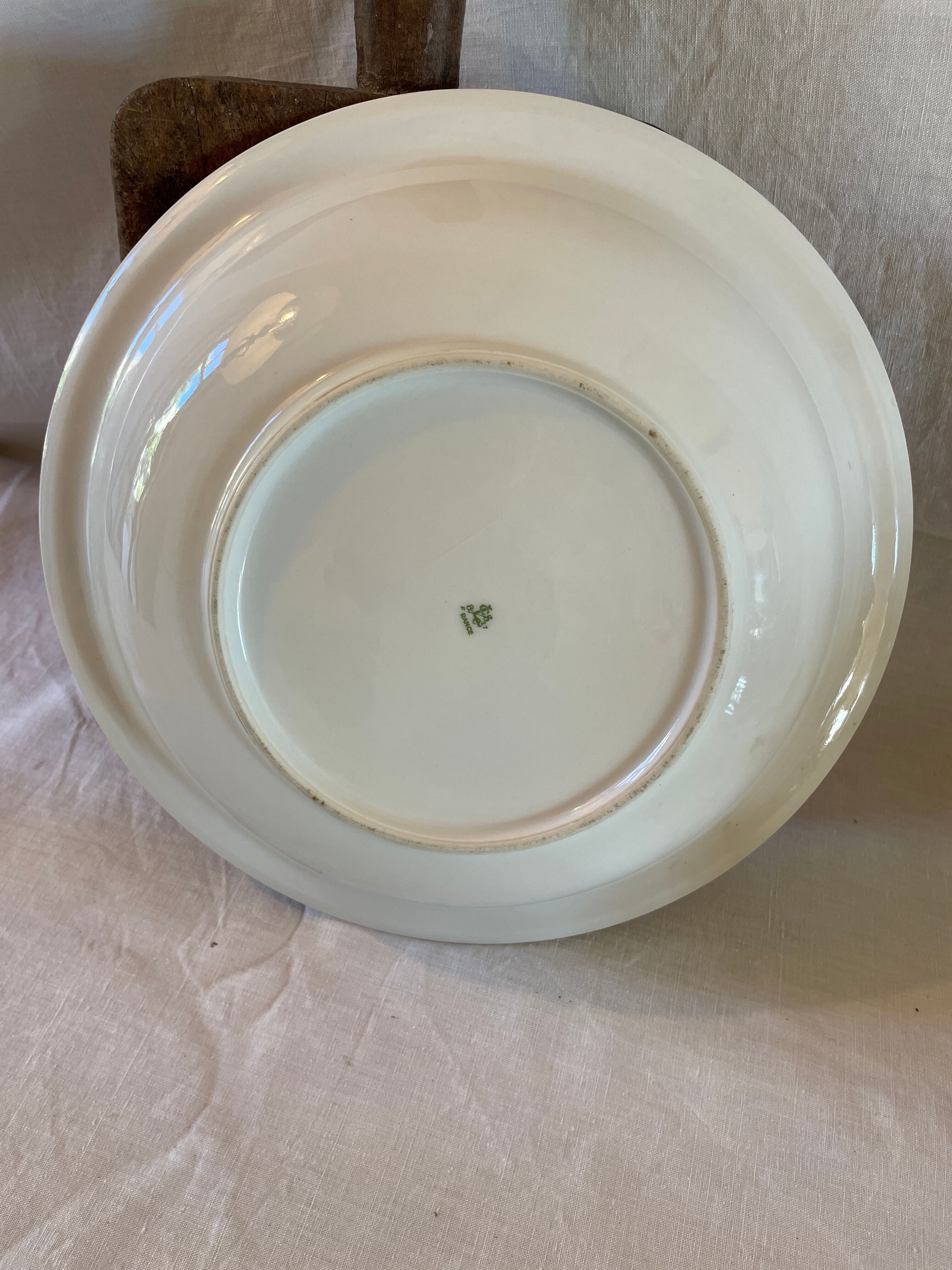 Porcelain dish