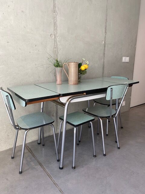 Table formica extensions 150 cm with 4 seats