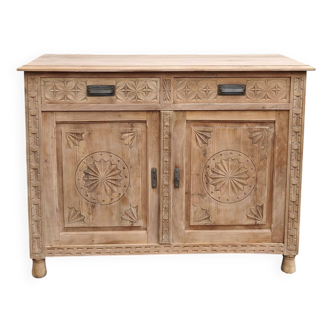 Old buffet
