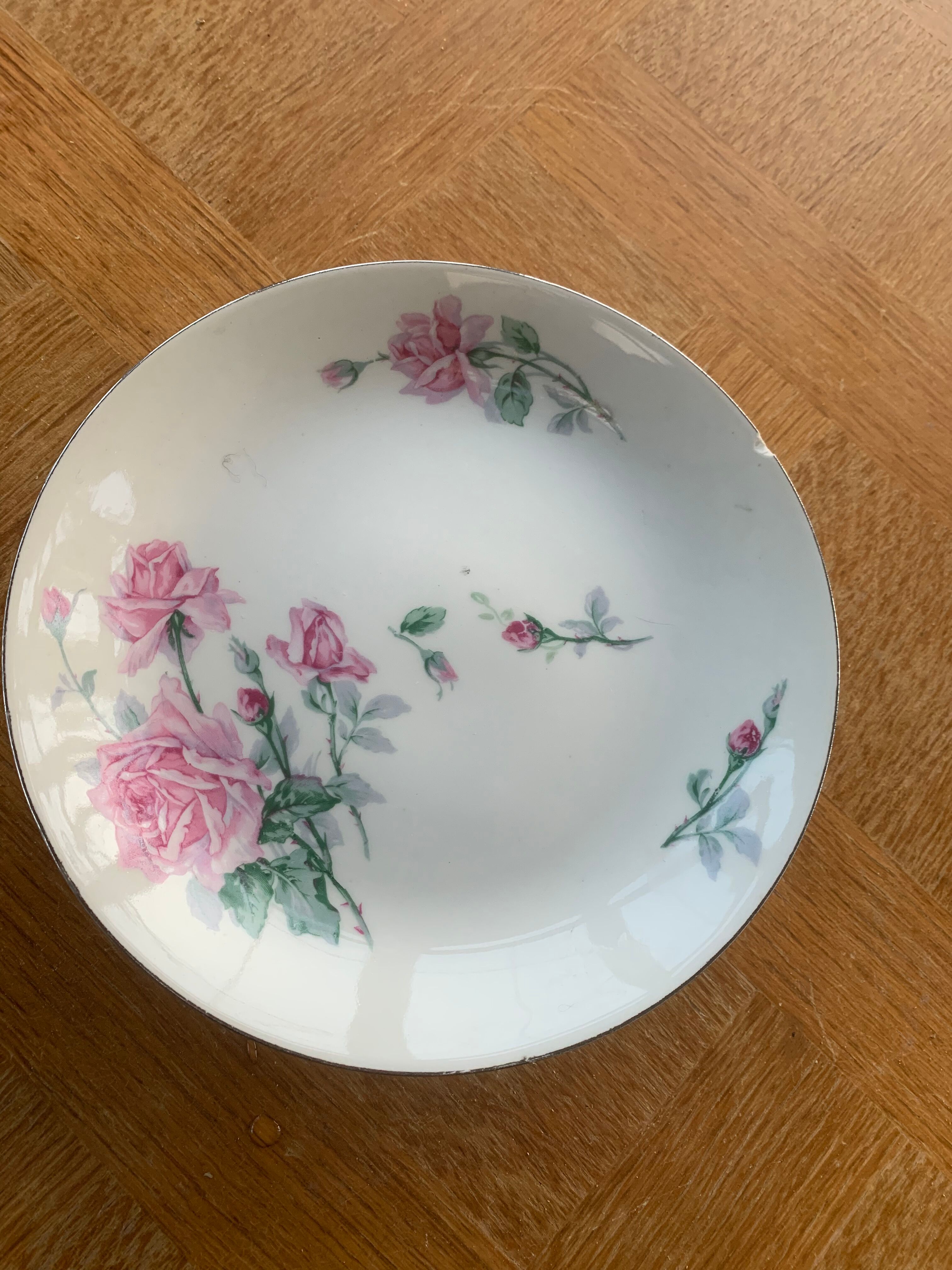 Porcelain compotier motifs of roses art deco signed HB France