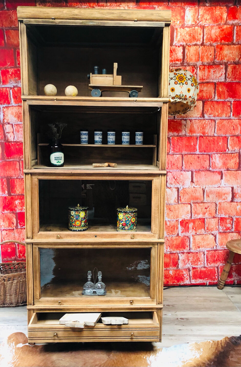 MD oak dresser furniture