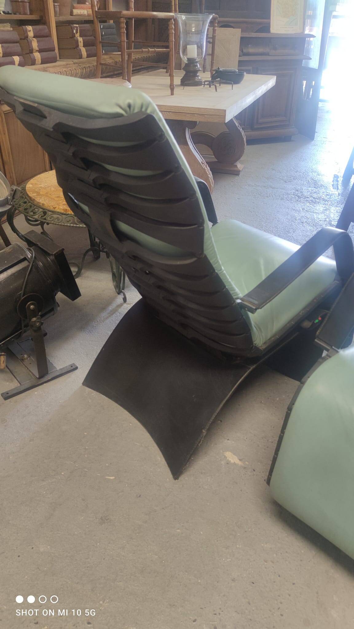 Pair of armchairs model antropovarius ferdinand porsche poltrona frau