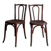 Chaises de style bistrot parisien