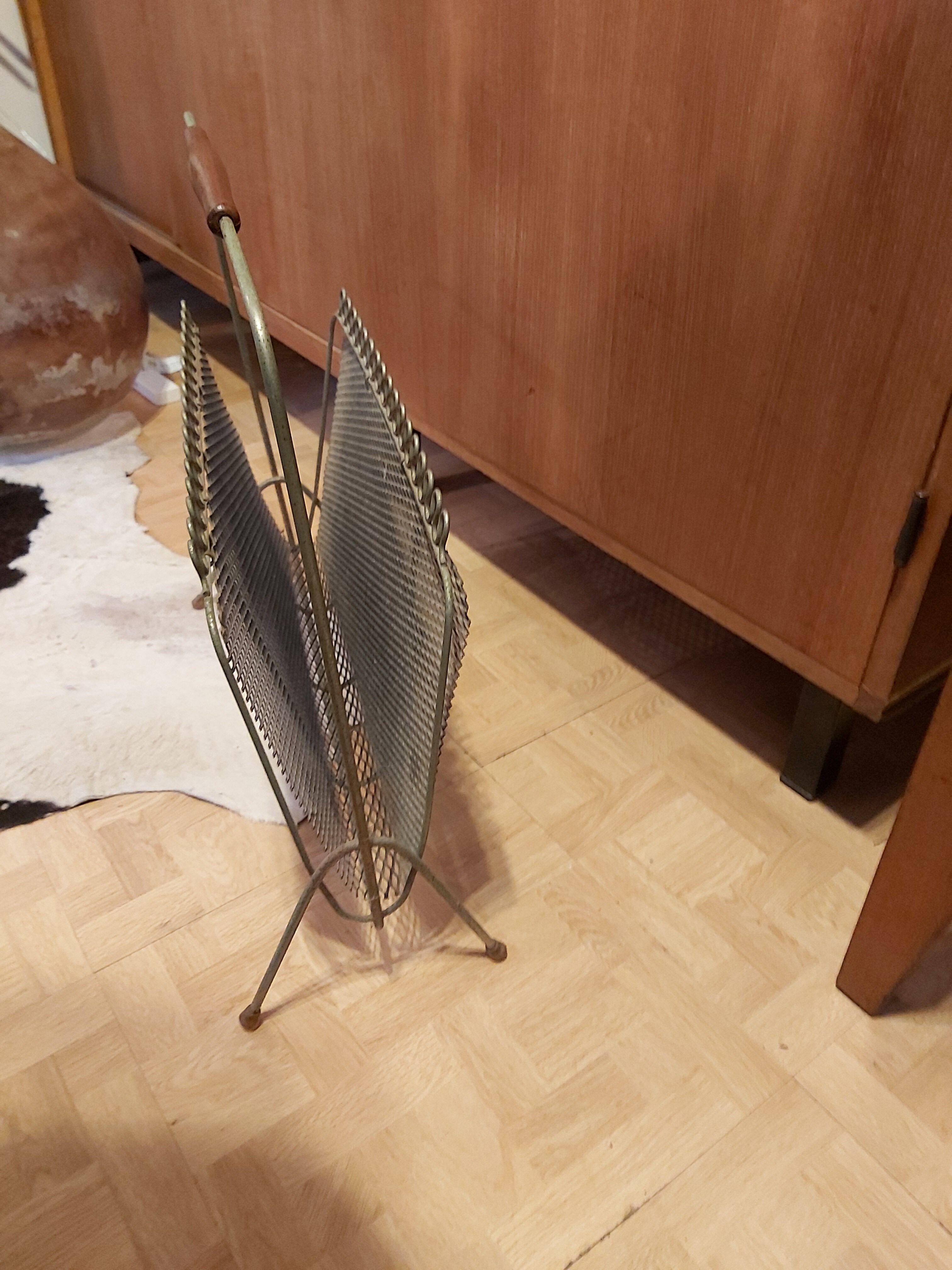 Modernist magazine rack in metal and wood