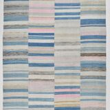 Grand kilim vintage scandinave à rayures pastel bleu et rose