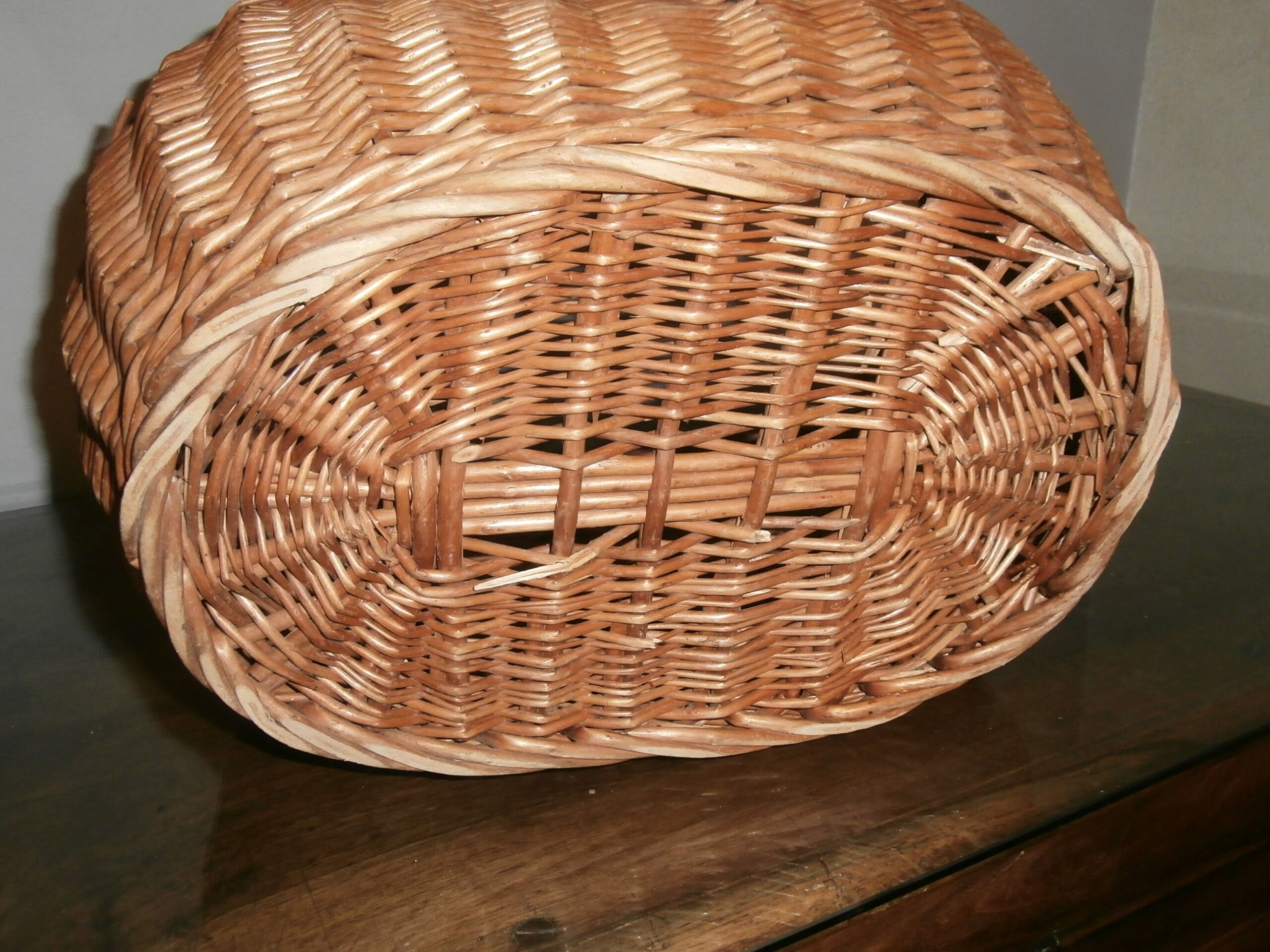 Wicker basket