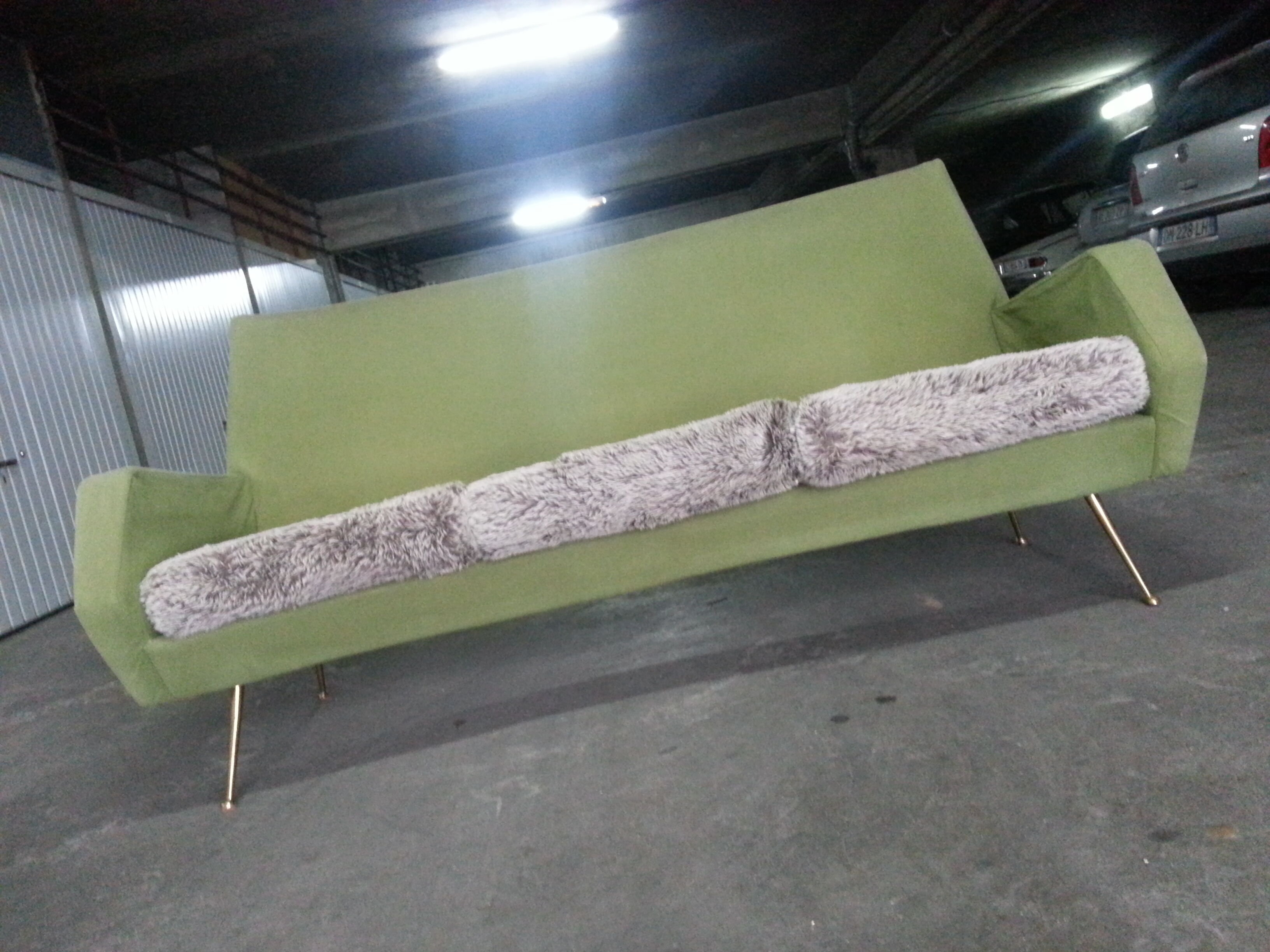 Canapé de style italien, travail années 60