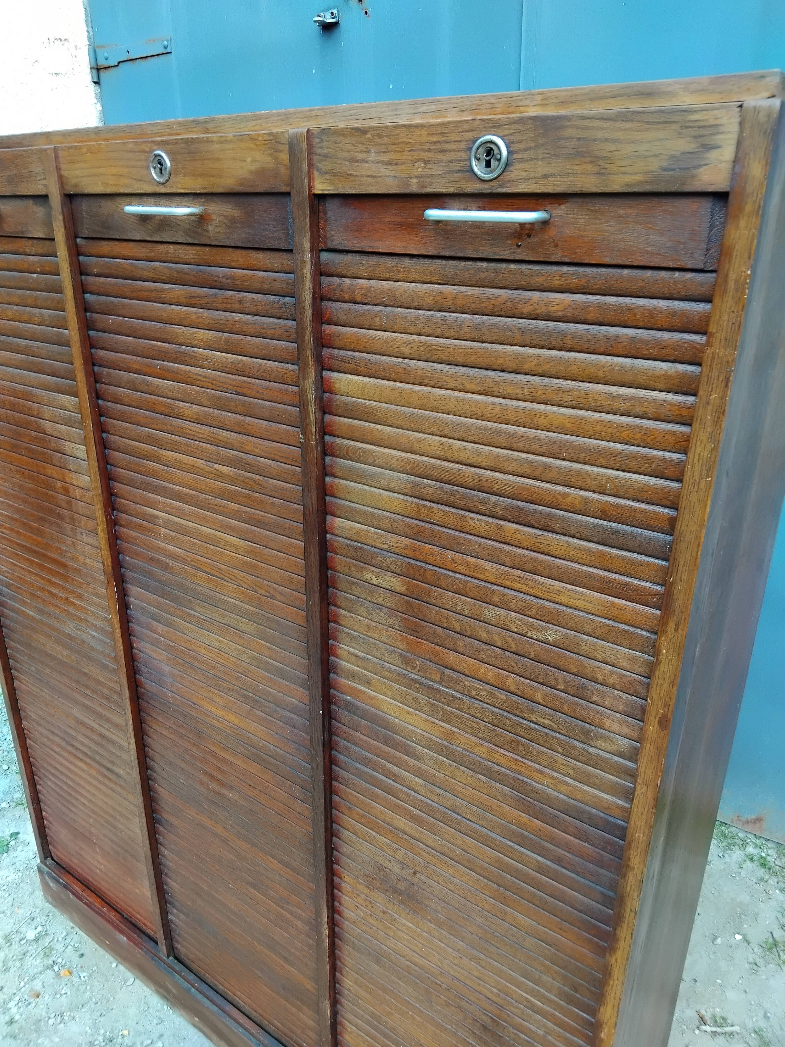 Antique 3-panel filing cabinet