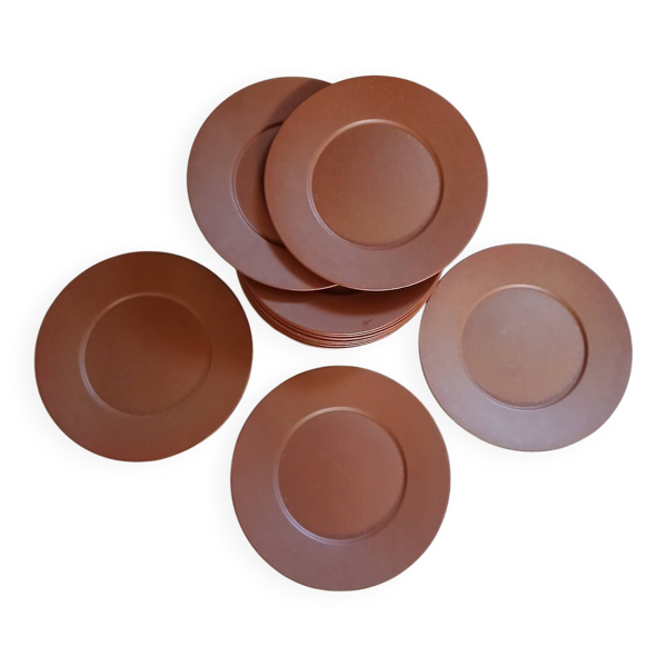 12 grandes assiettes plates Molin / Charolles