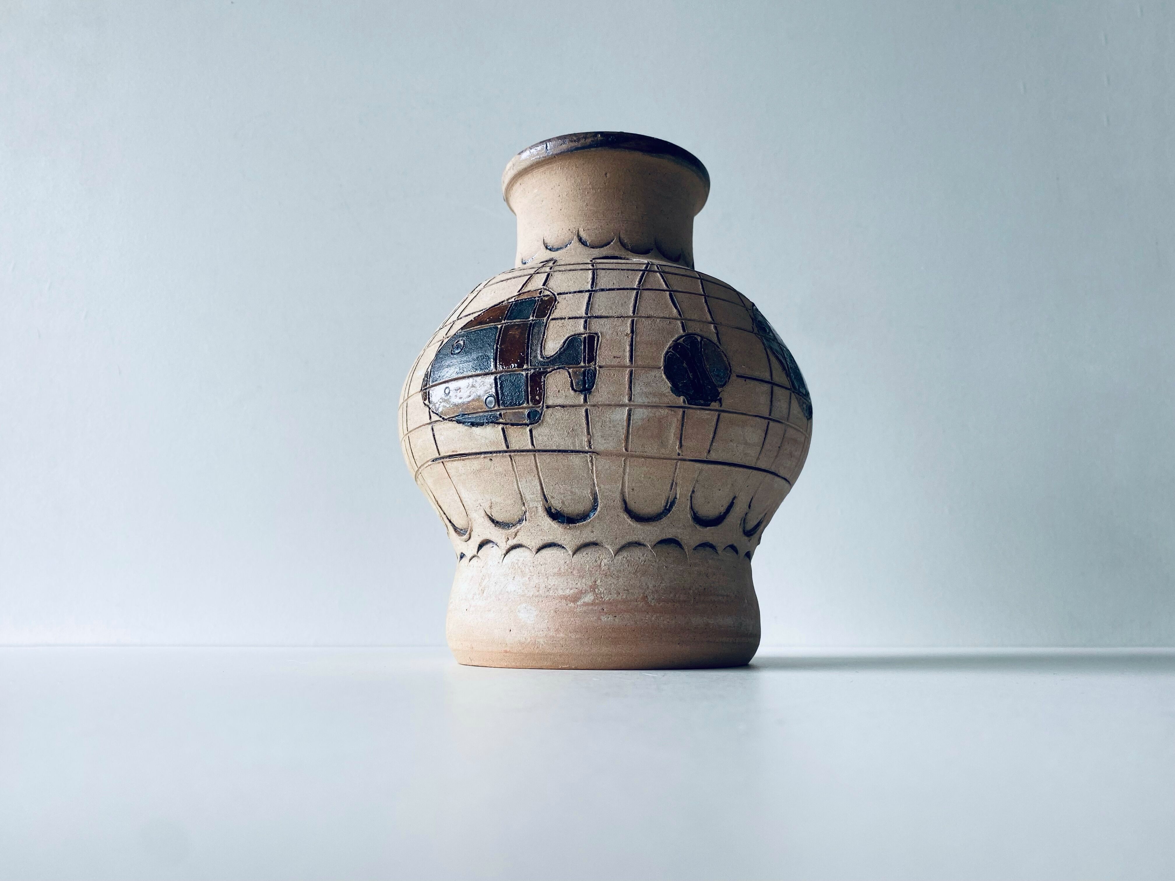 Ceramic vase decoration fish