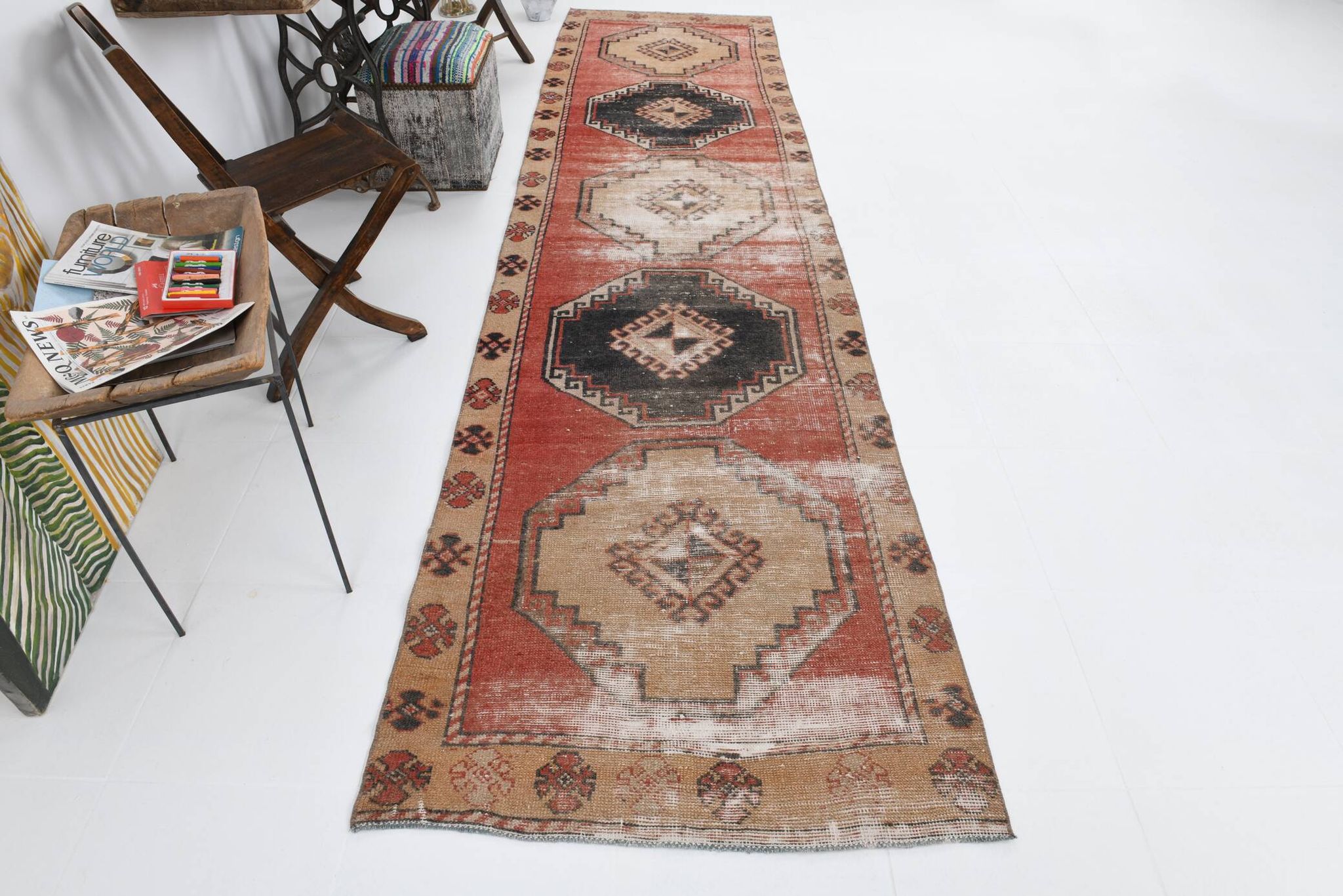 Tapis persan classique 3 x 12, 97 x 398 cm.