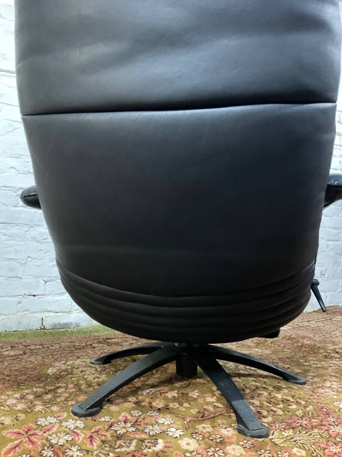 Jori black leather relax armchair from the 80s