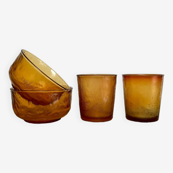 2 bols et 2 verres ambrés vintage