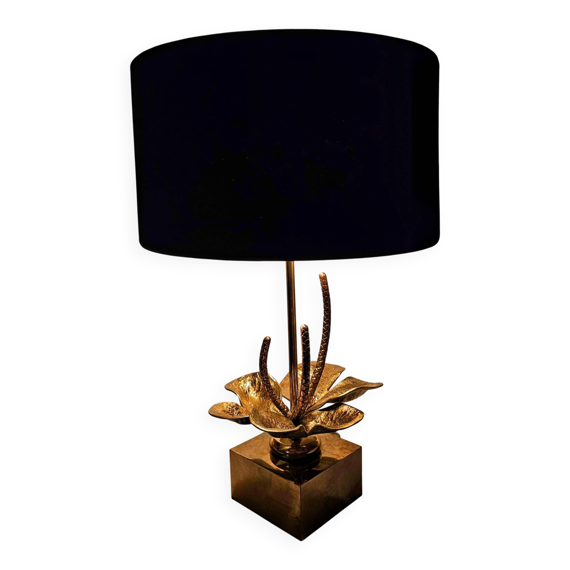 Nenuphar table lamp in bronze and brass by Maison Charles, 1960s.