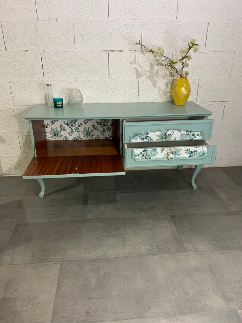 TV stand