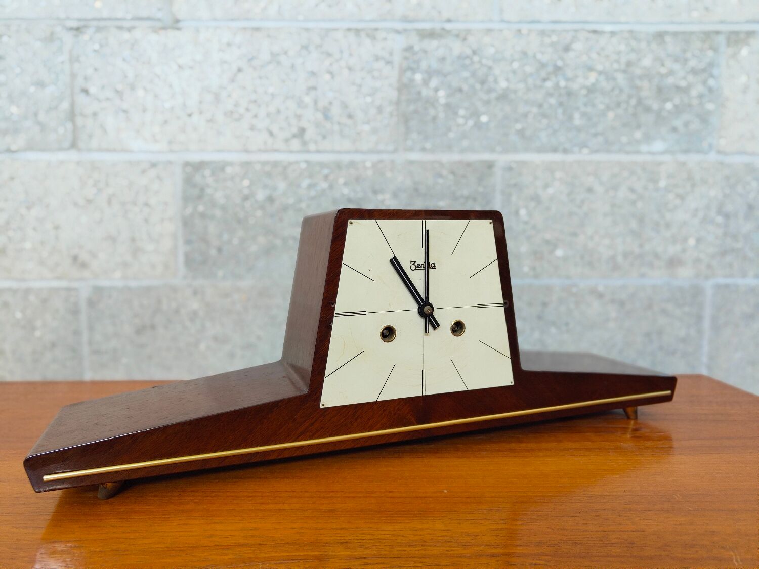 Zentra chimney clock year 50 teak