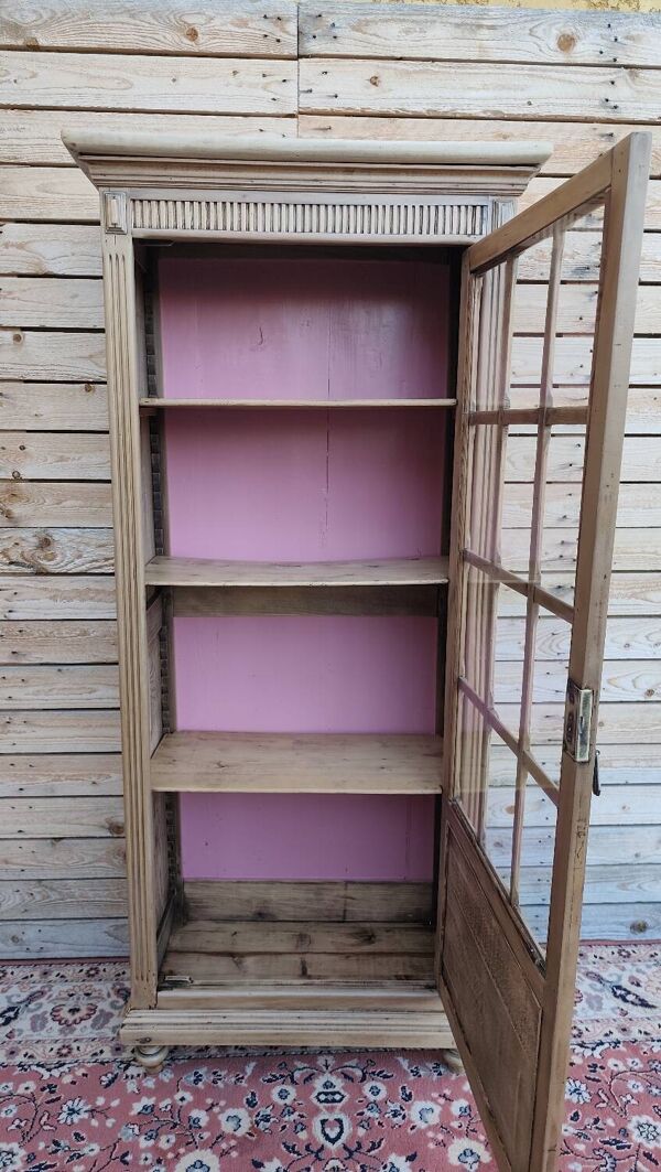 Vitrine parisienne - flamant rose