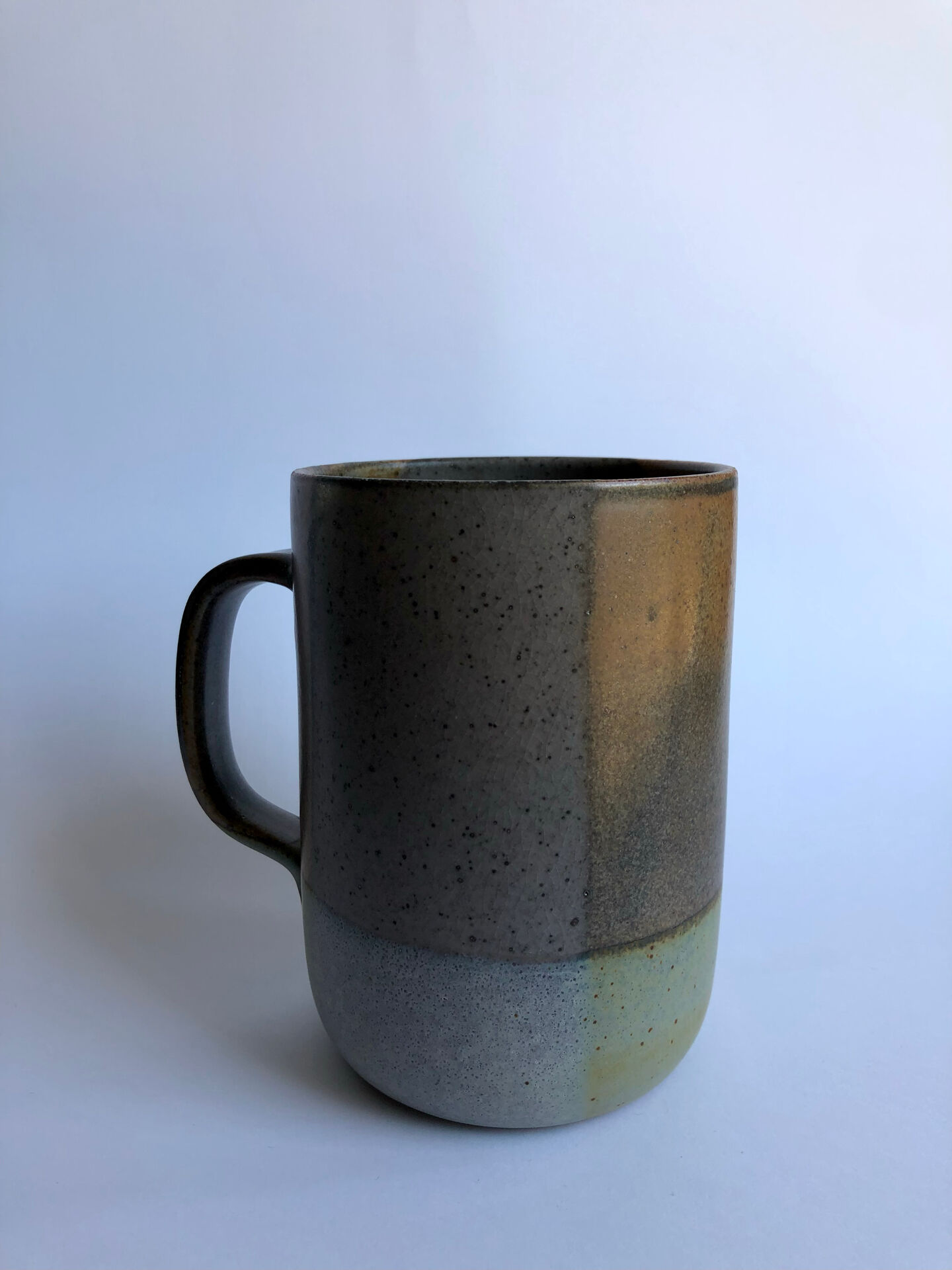 Tasse en grès fait main