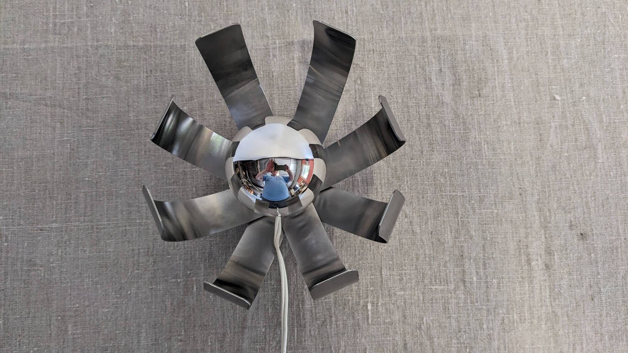 Space age flower lamp by Jocelyne Trocmé for Oxar France circa 1970