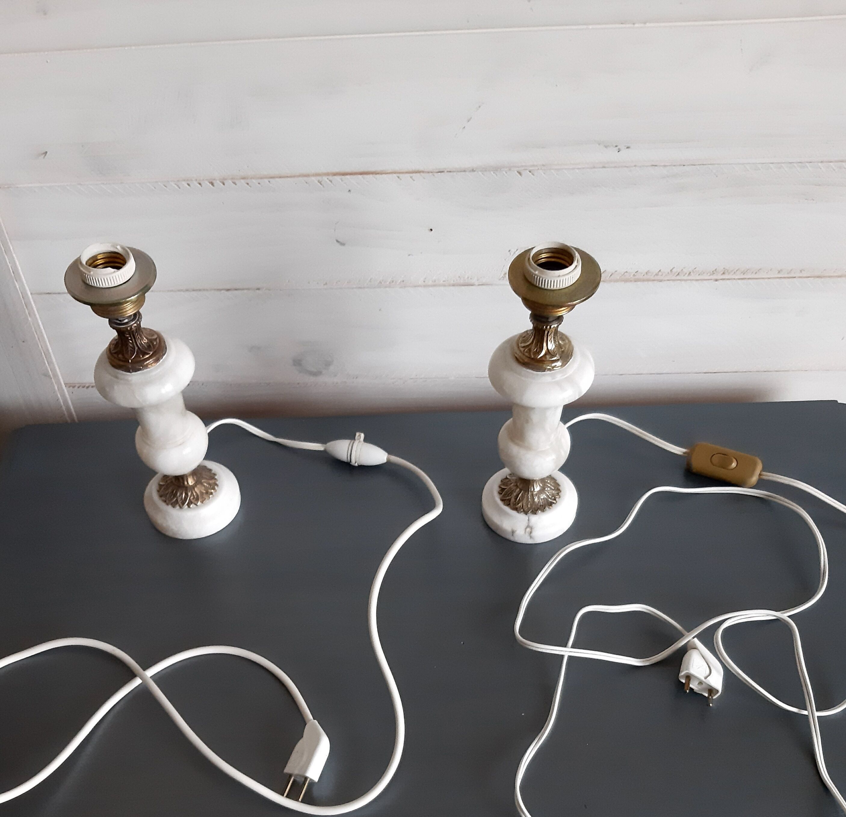 Pair of alabaster lamp feet