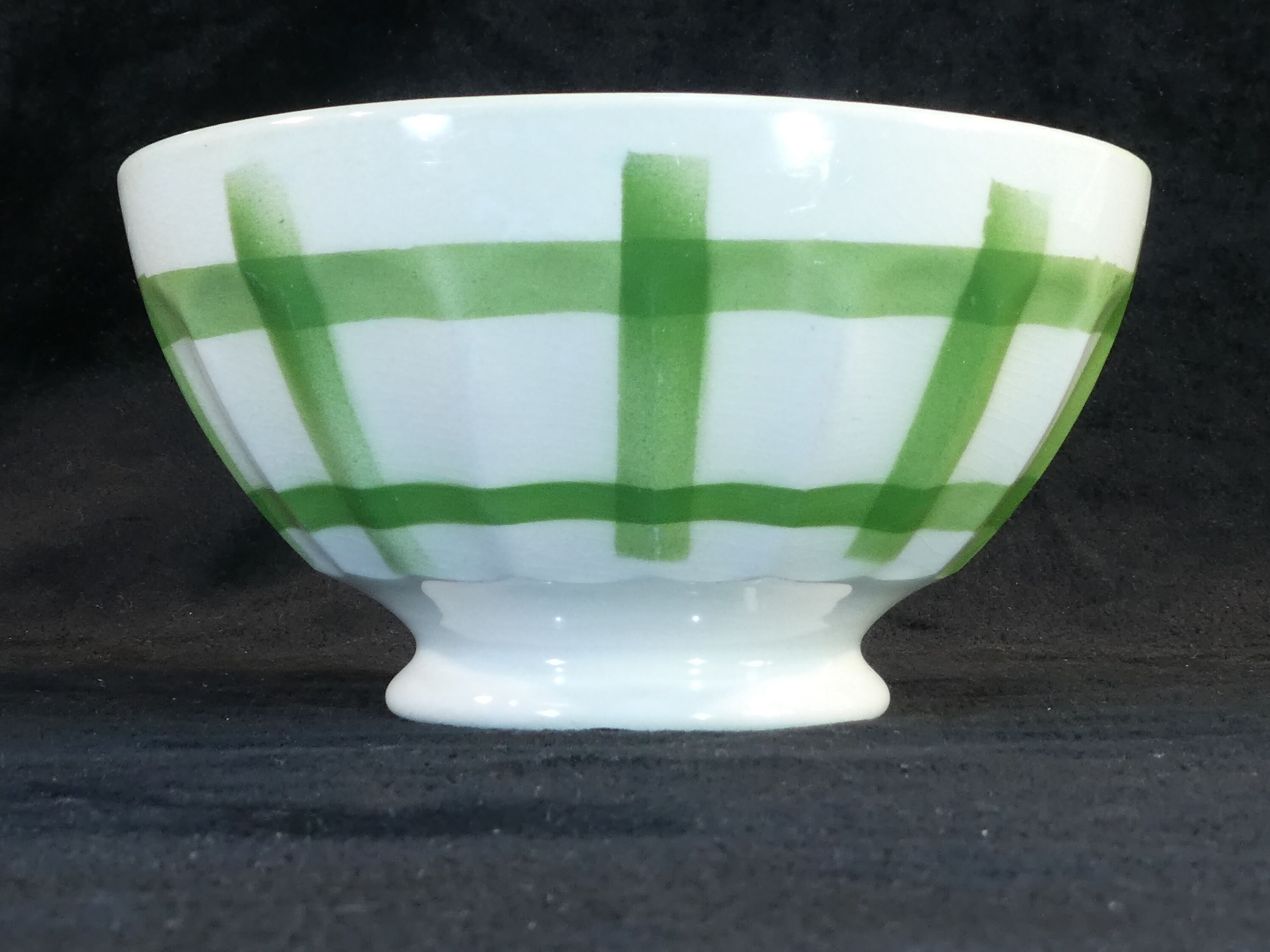 Former bol has facets Digoin green tiles