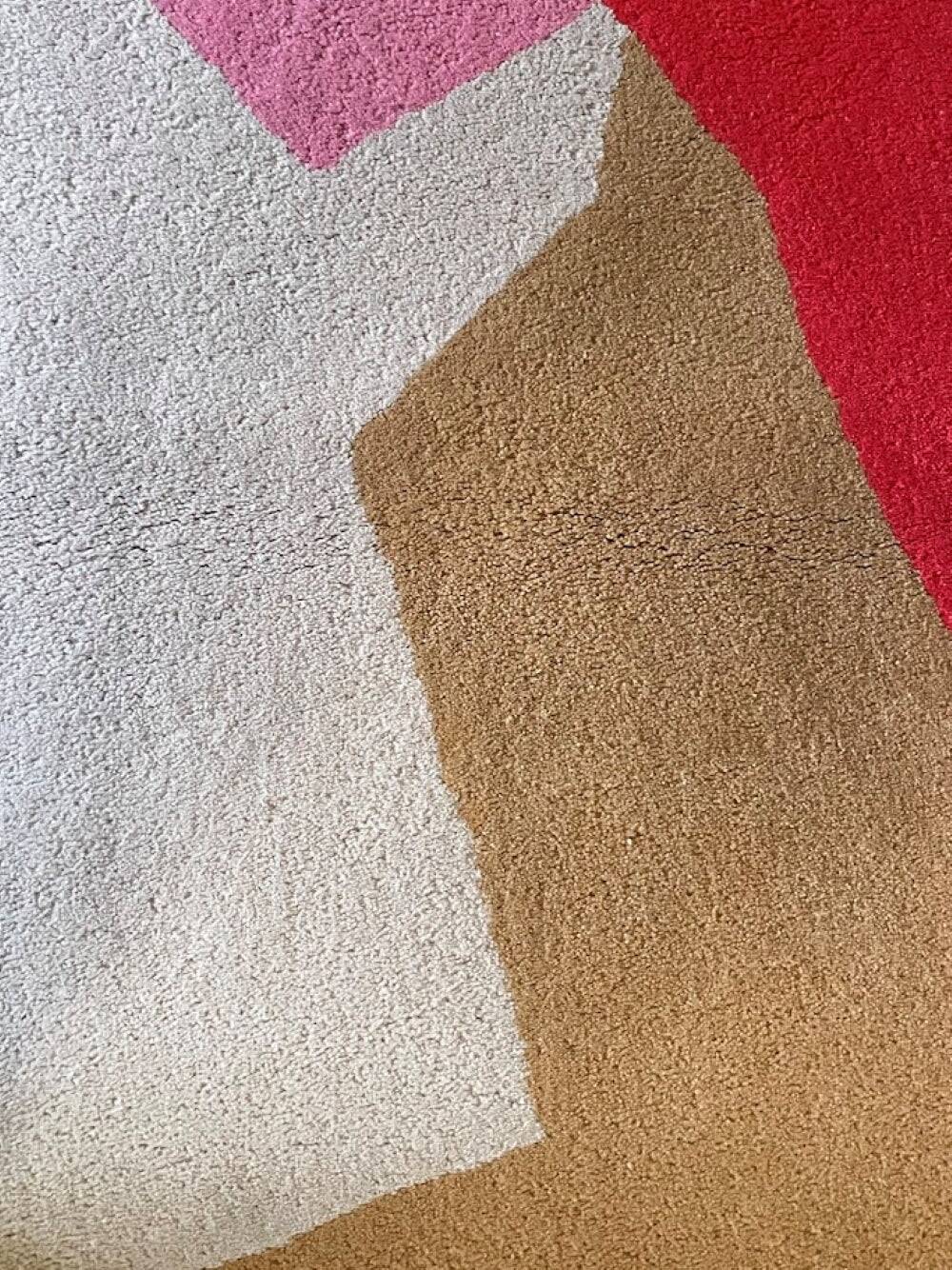 Tapis en laine touffetée à la main Tisca, signé “ILES”, France, années 1990