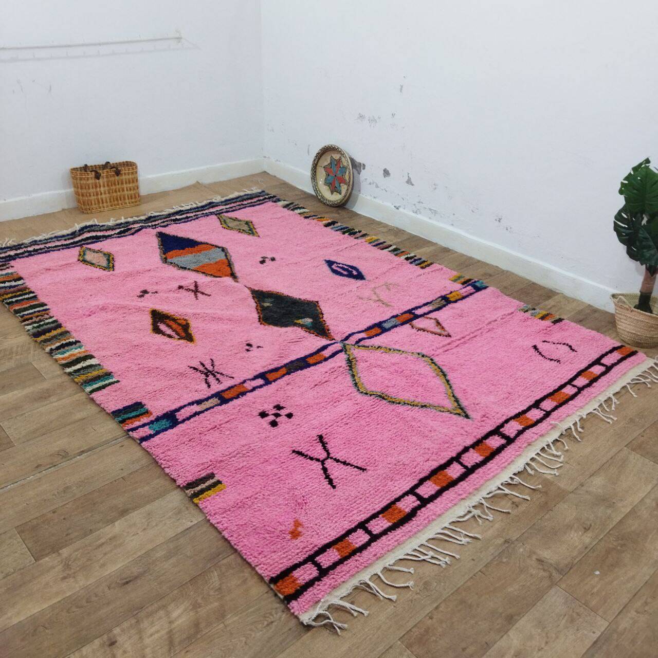 Azilal Berber rug in handmade wool 300 X 200 CM