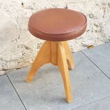 Adjustable piano stool