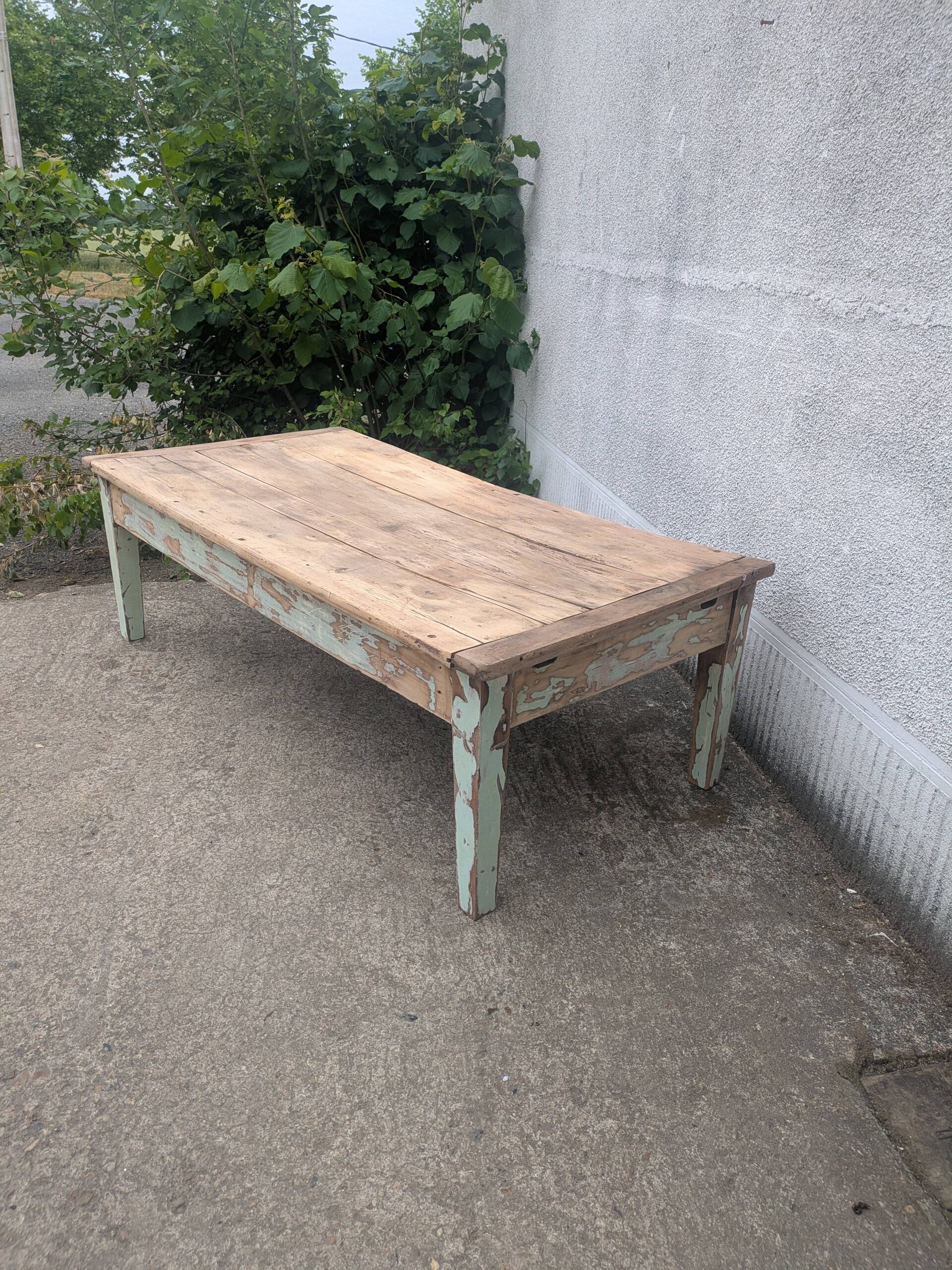 Low farmhouse table