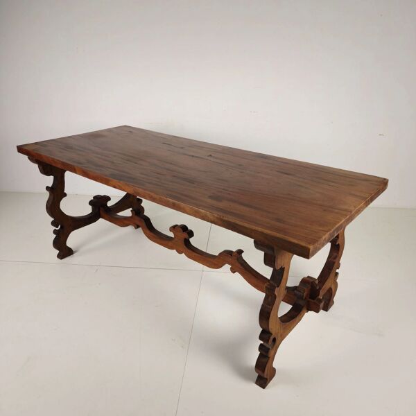 Table à manger espagnole en bois massif, 20e siècle