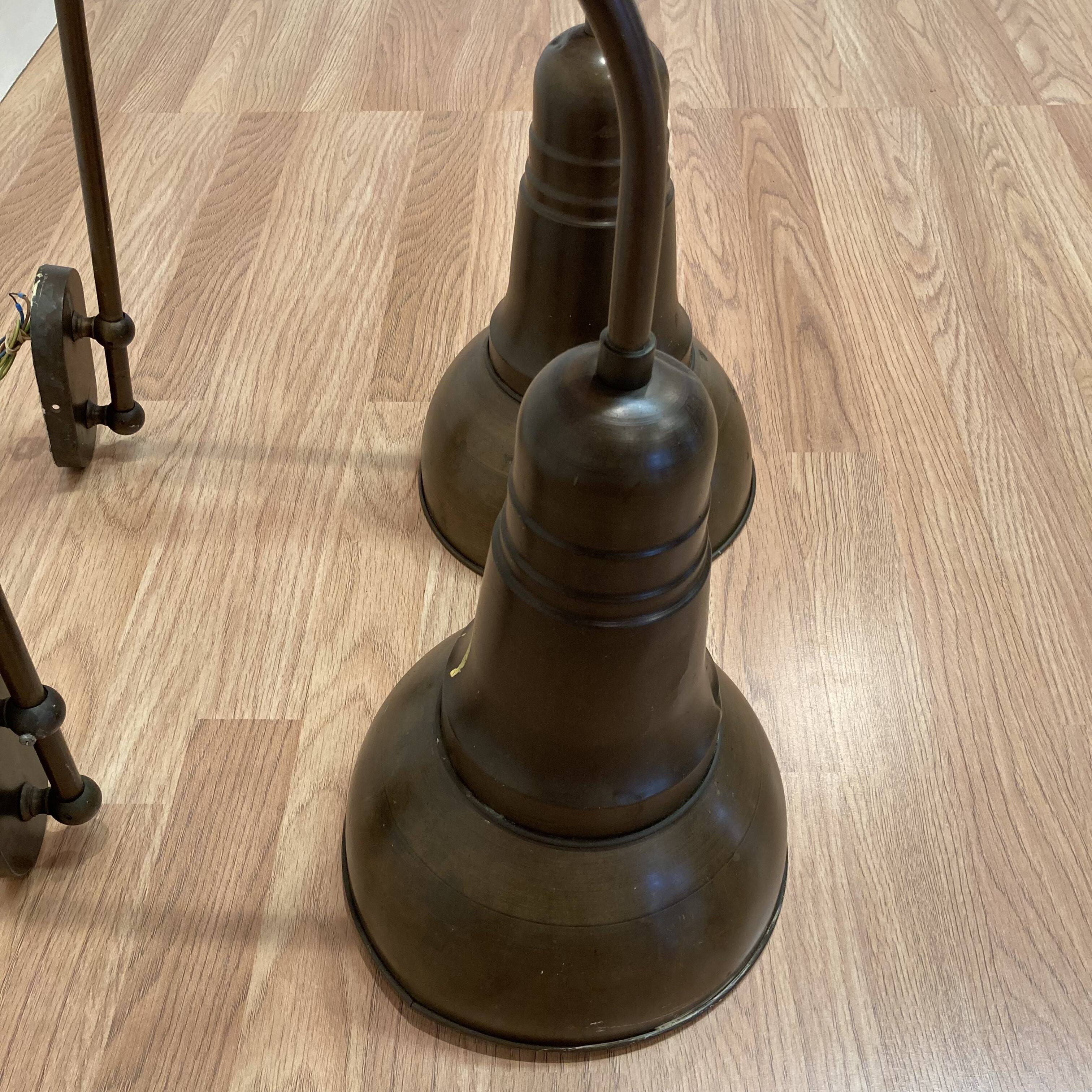 Grande paire d'appliques 1950 Design industriel.