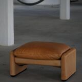Maralunga ottoman in leather, Vico Magistretti for Cassina, Italian modern, 1973