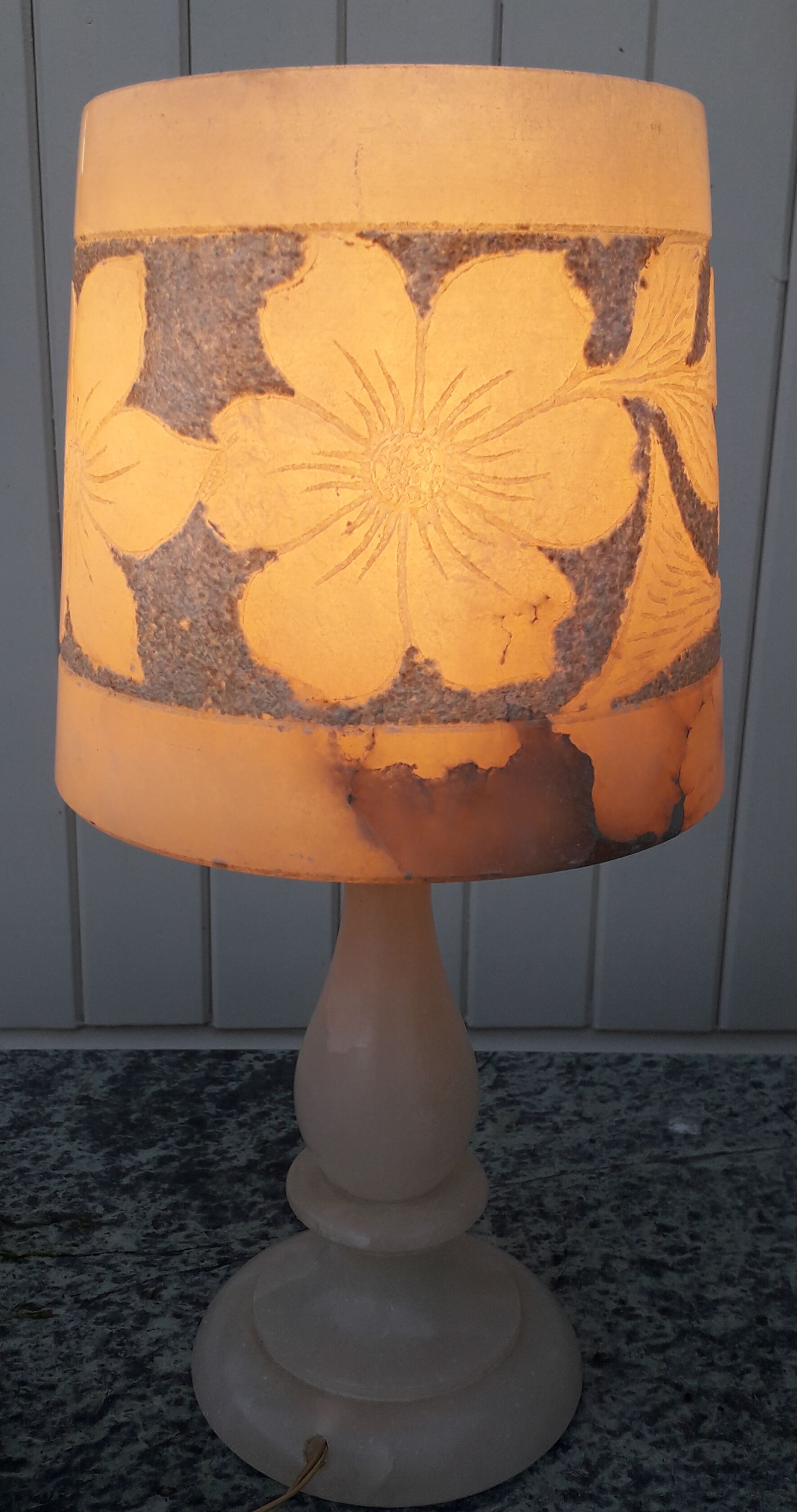 Alabaster tablelamp mid-century